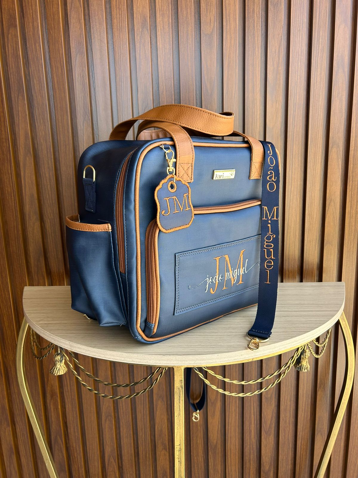 Frontal Esquerda - Bolsa Mochila Classic Baby Azul Marrom