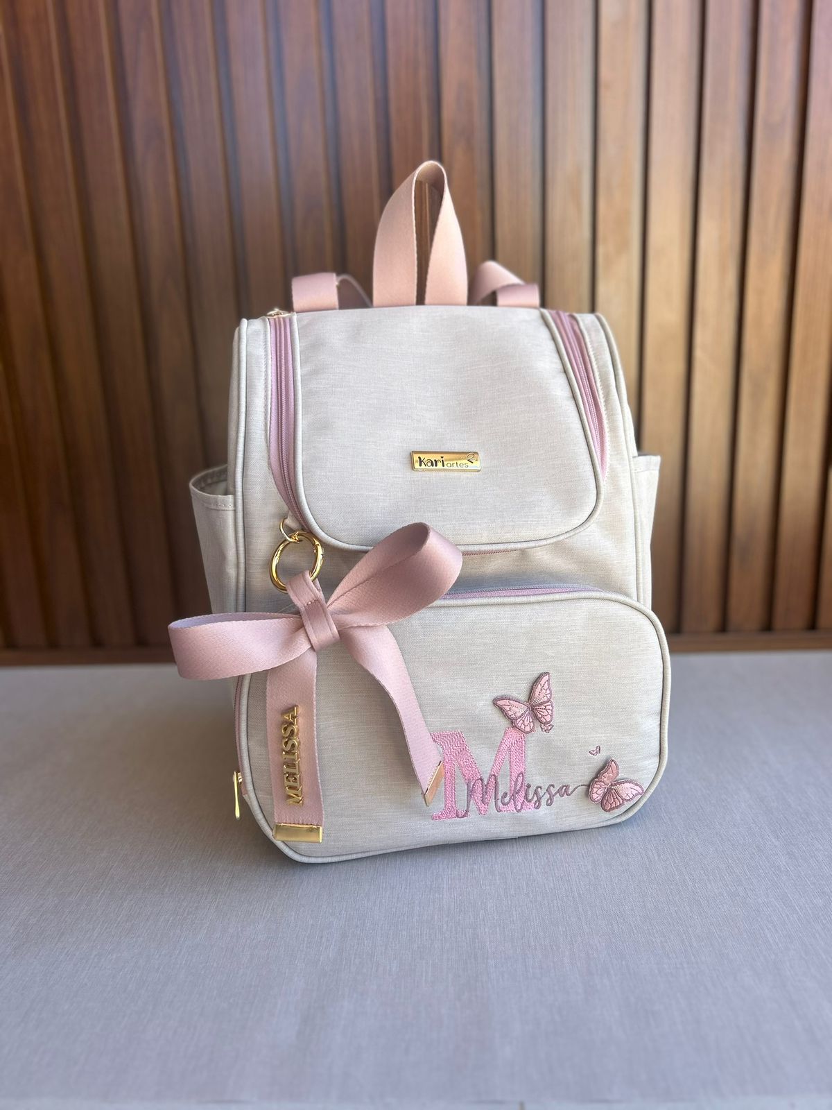 Mochila 2 em 1 Branca Rosa Borboletas - Frontal