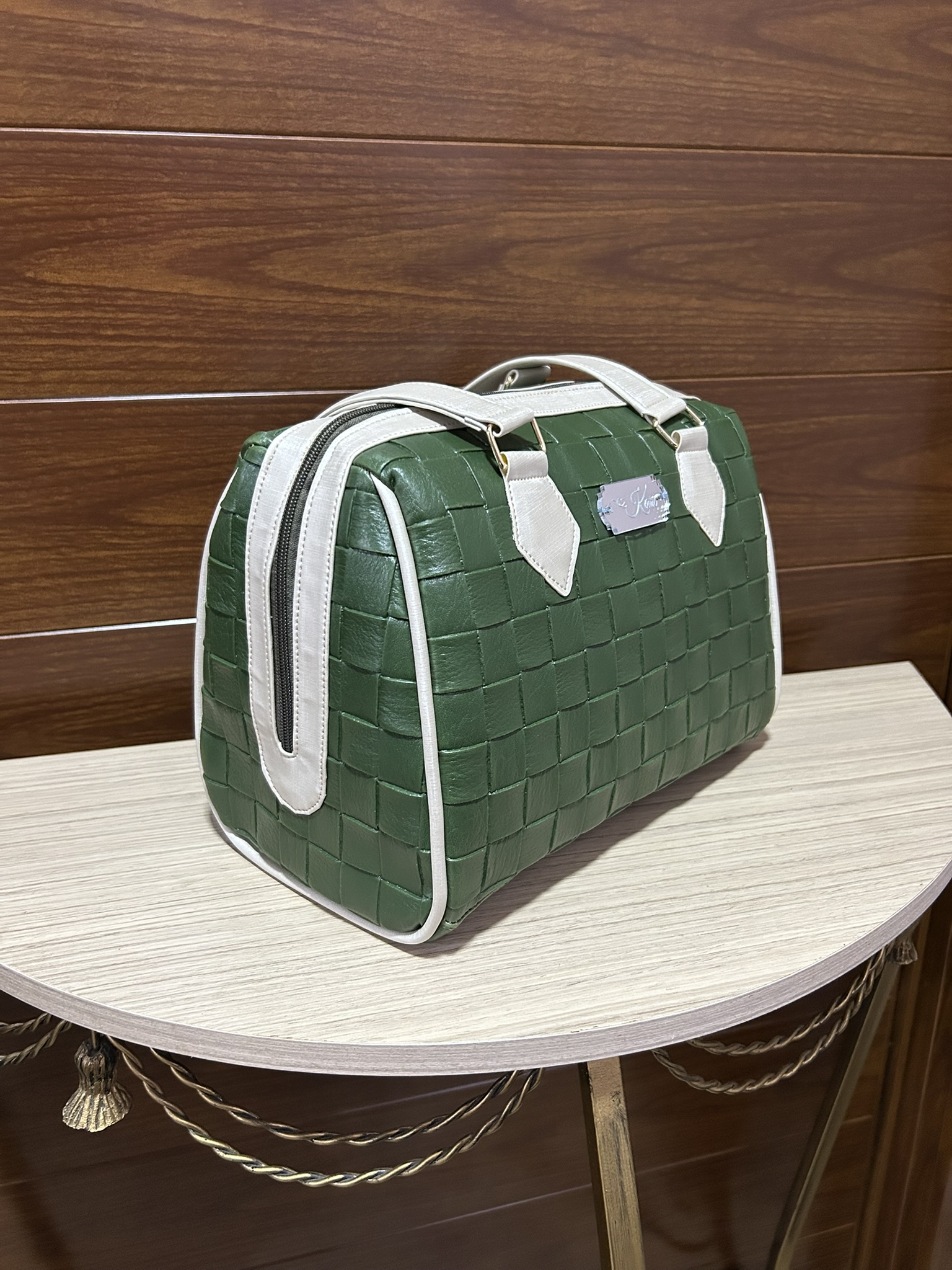Bolsa Baú - Frontal Esquerda