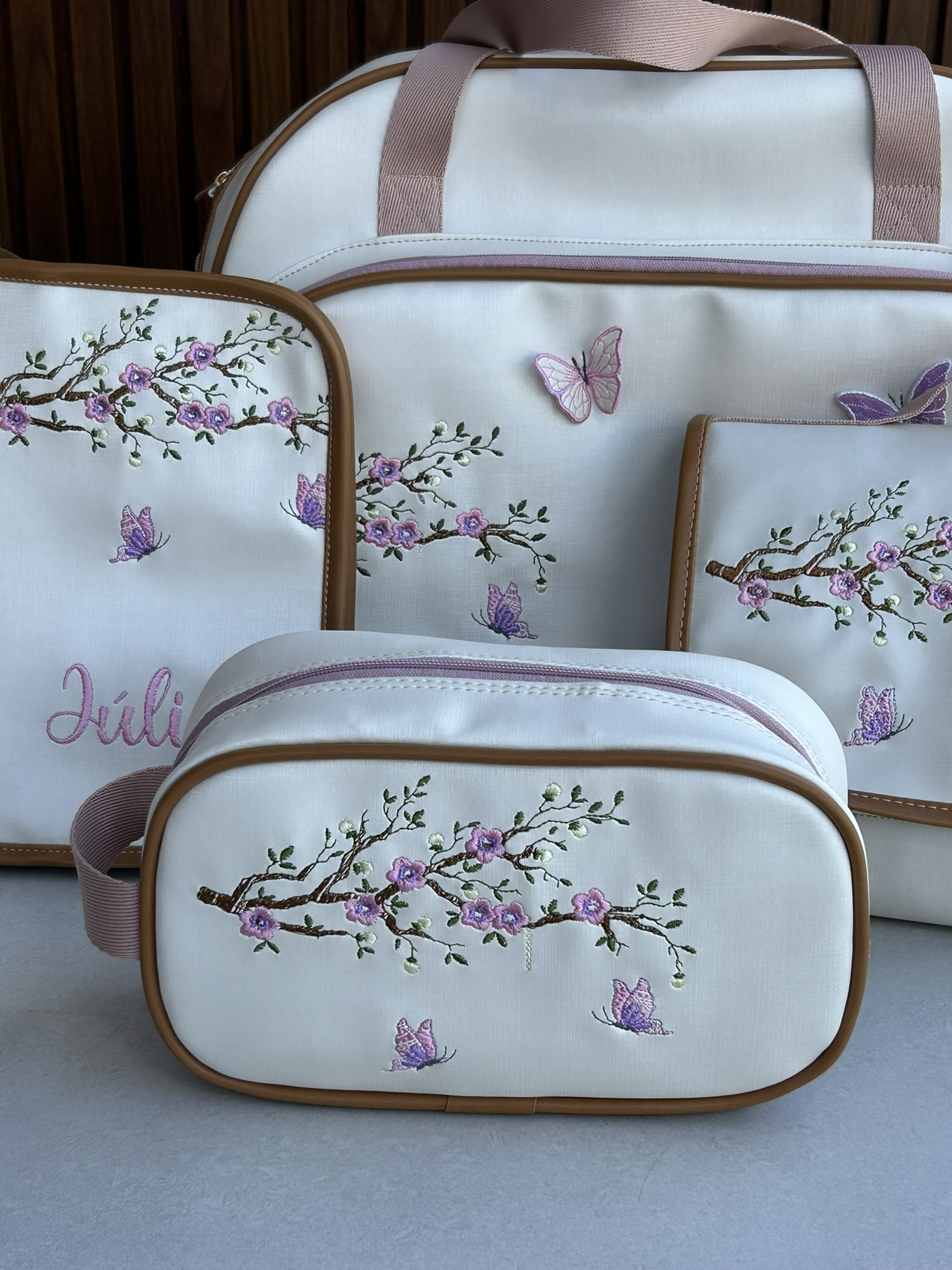 Necessaire Branca Borboletas