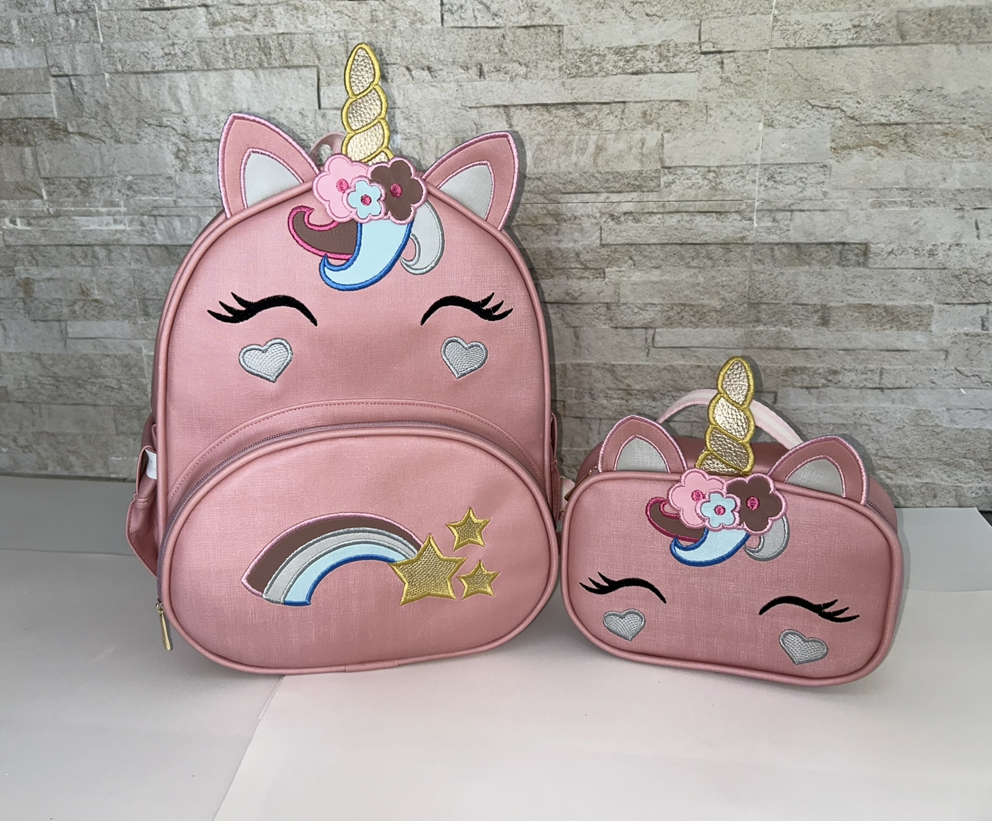 Conjunto Escolar Unicórnio