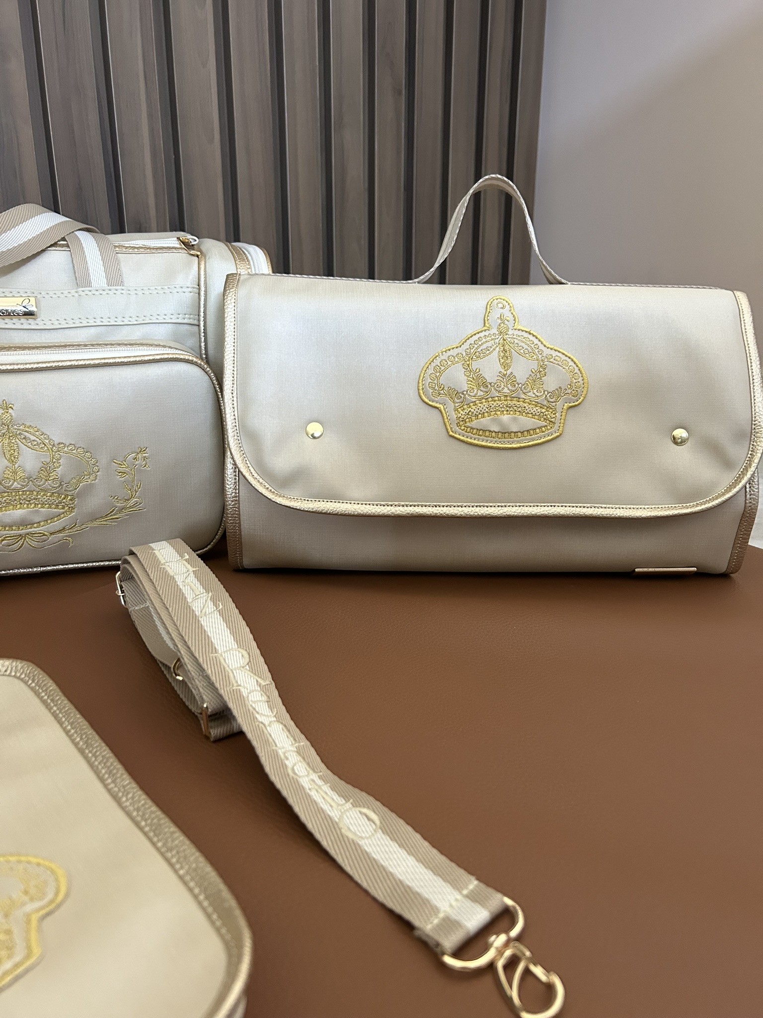 Conjunto Maternidade Royal